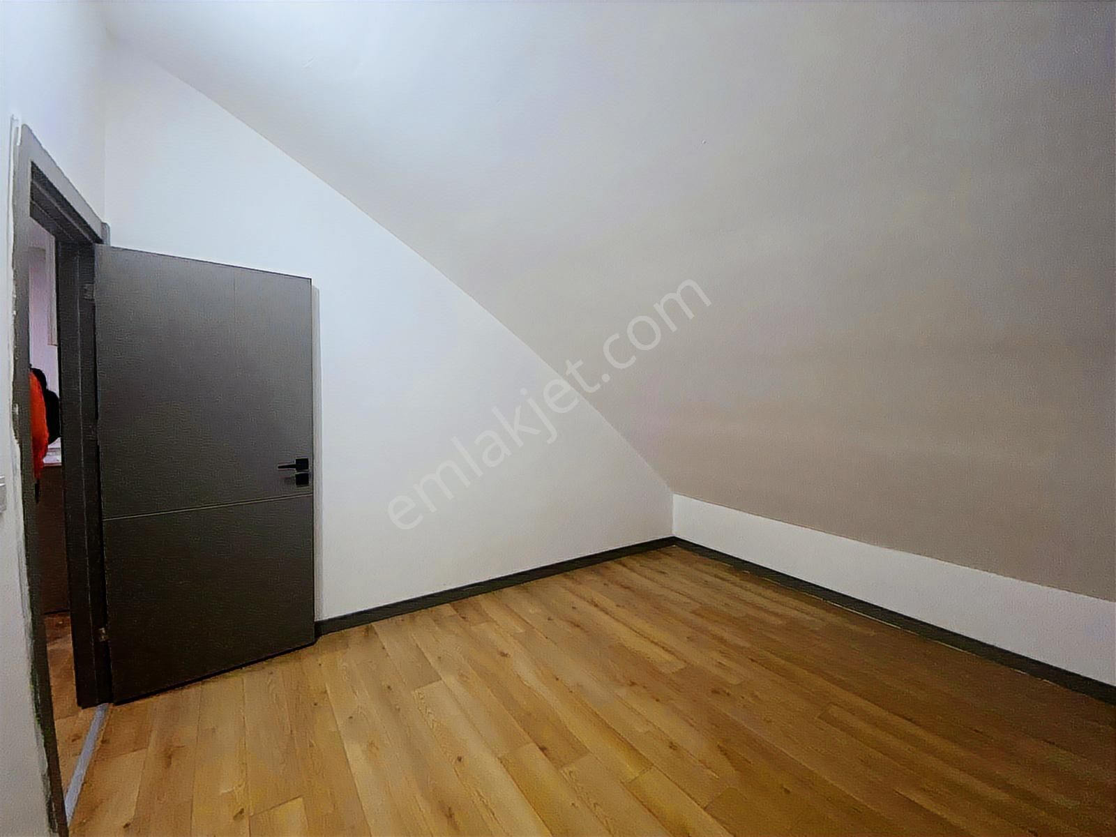 Erasta Avm Karşısı, Tramvaya Yürüme Mesafinde Eşyalı Temiz 1+1 - Görsel 12