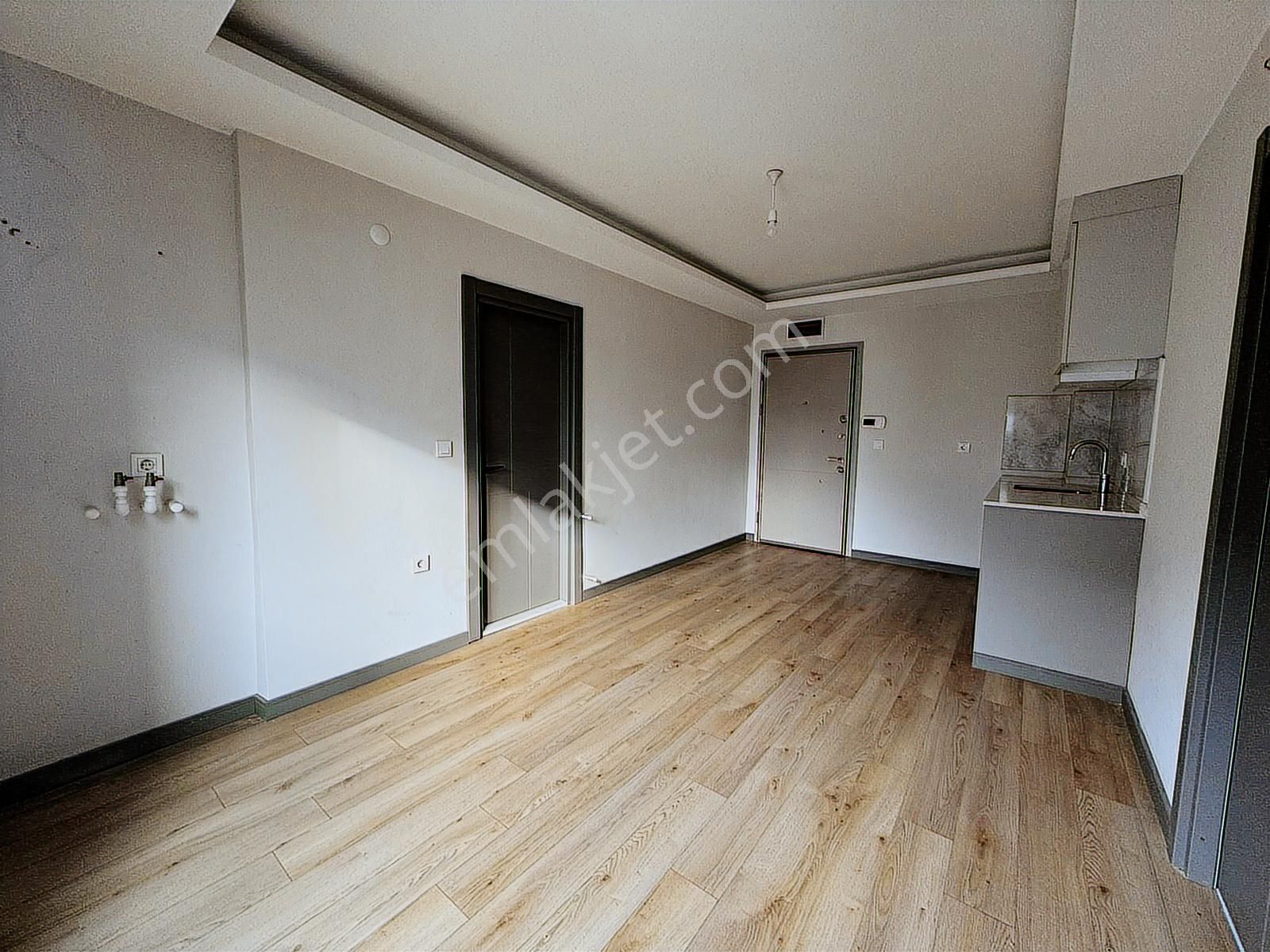 Erasta Avm Karşısı, Tramvaya Yürüme Mesafinde Eşyalı Temiz 1+1 - Görsel 8