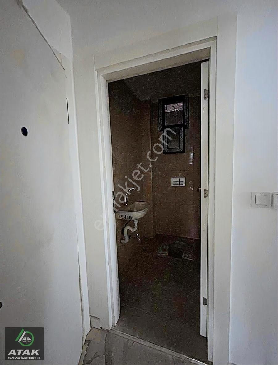 Aksu'da 3+1 Ara Kat Lüks Daire - Görsel 14