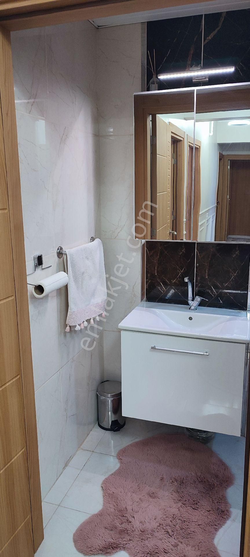 Mükemmel Konumda Ferah Geniş Daire - Görsel 14