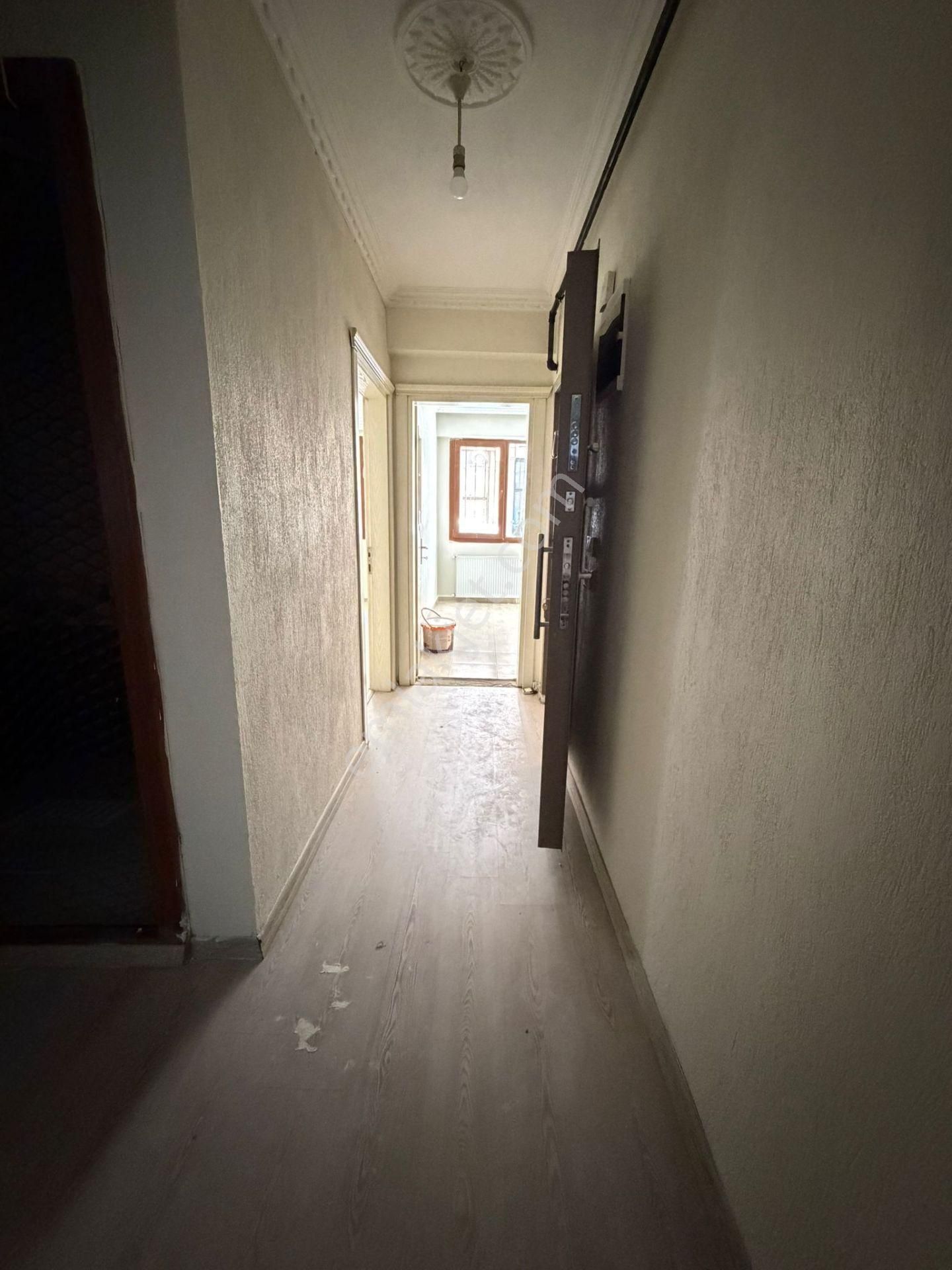 Buca Fırat Mah. 2+1 95 M2 Yüksek Giriş Katı Doğalgazlı Kiralık Daire - Görsel 6