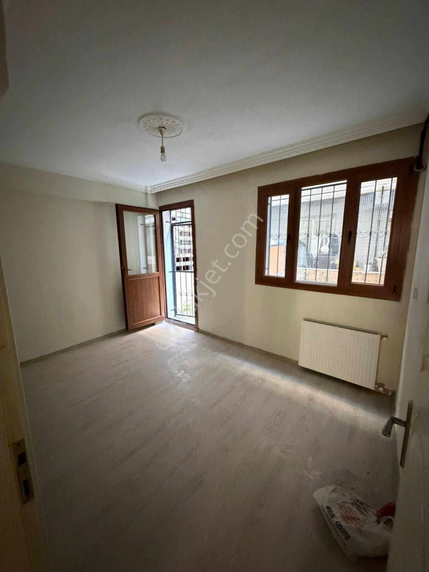 Buca Fırat Mah. 2+1 95 M2 Yüksek Giriş Katı Doğalgazlı Kiralık Daire - Görsel 3