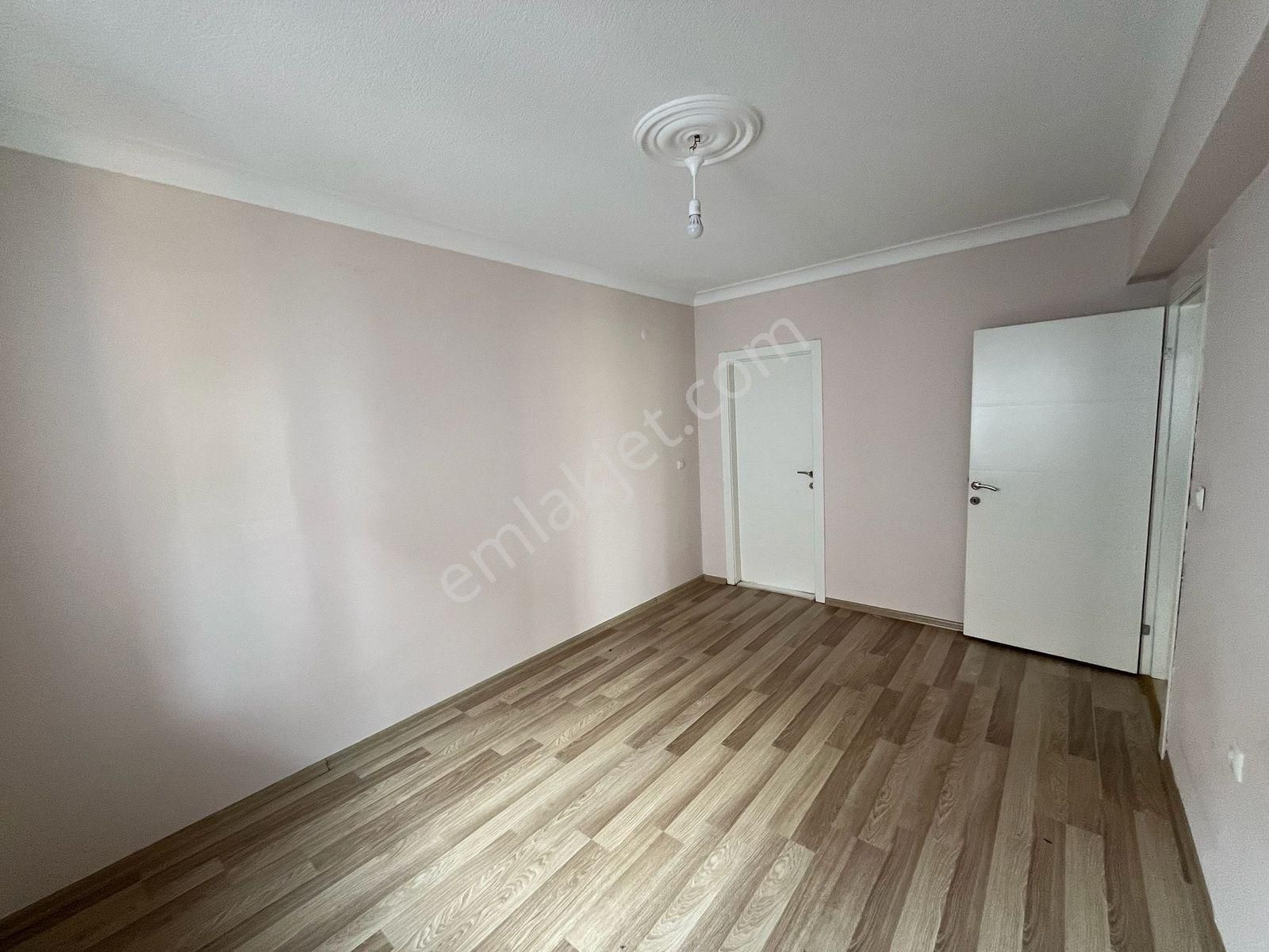 Yenikent Emlak'tan 3+1 Merkezi Konumda 3+1 Kiralık Daire - Görsel 11