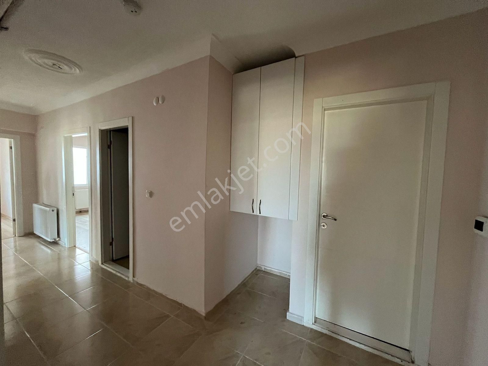 Yenikent Emlak'tan 3+1 Merkezi Konumda 3+1 Kiralık Daire - Görsel 13