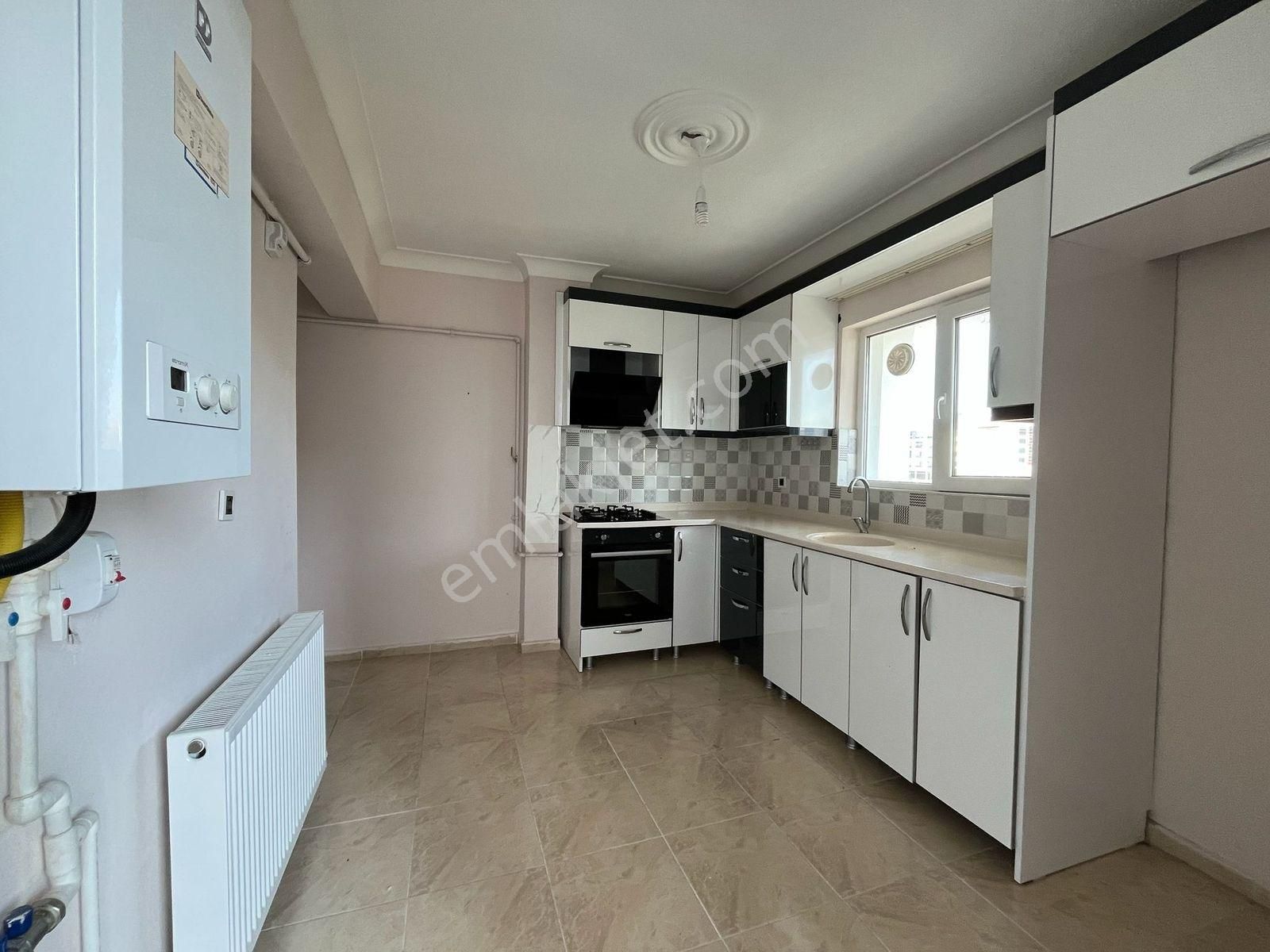 Yenikent Emlak'tan 3+1 Merkezi Konumda 3+1 Kiralık Daire - Görsel 31