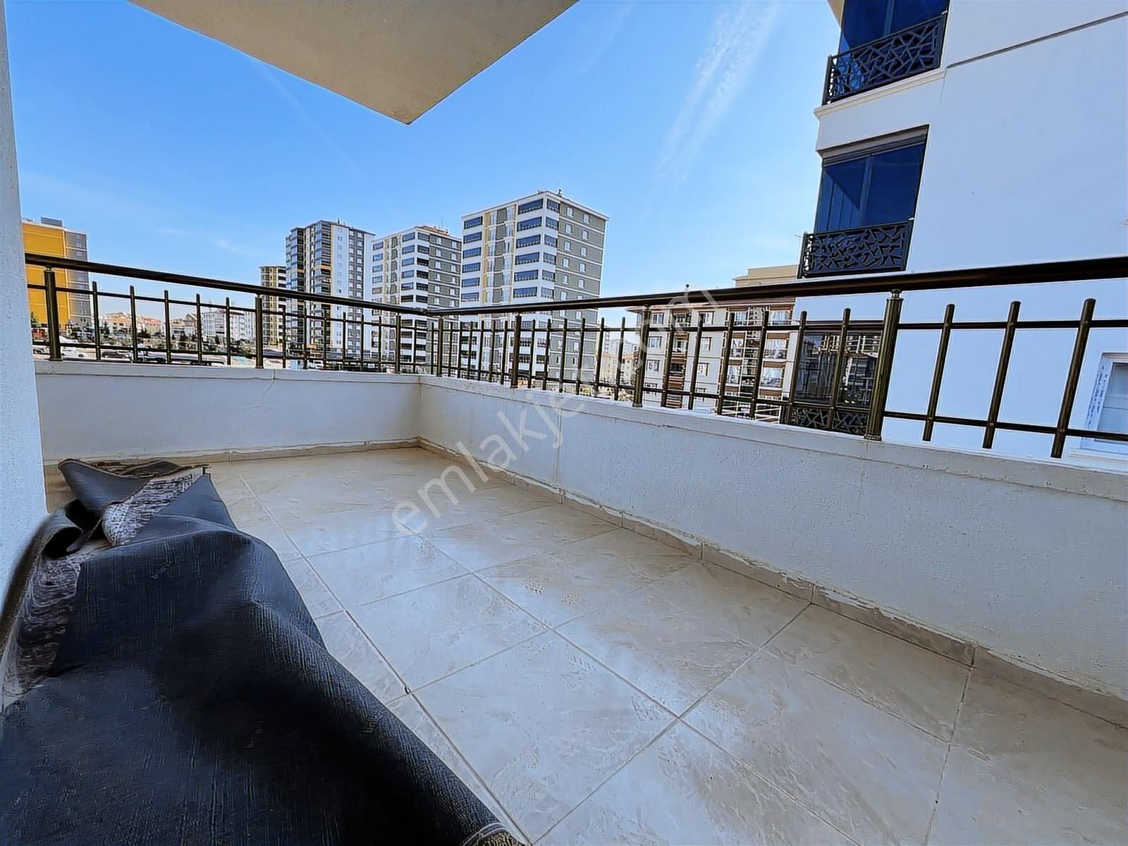 Yenikent Emlak'tan 3+1 Merkezi Konumda 3+1 Kiralık Daire - Görsel 37