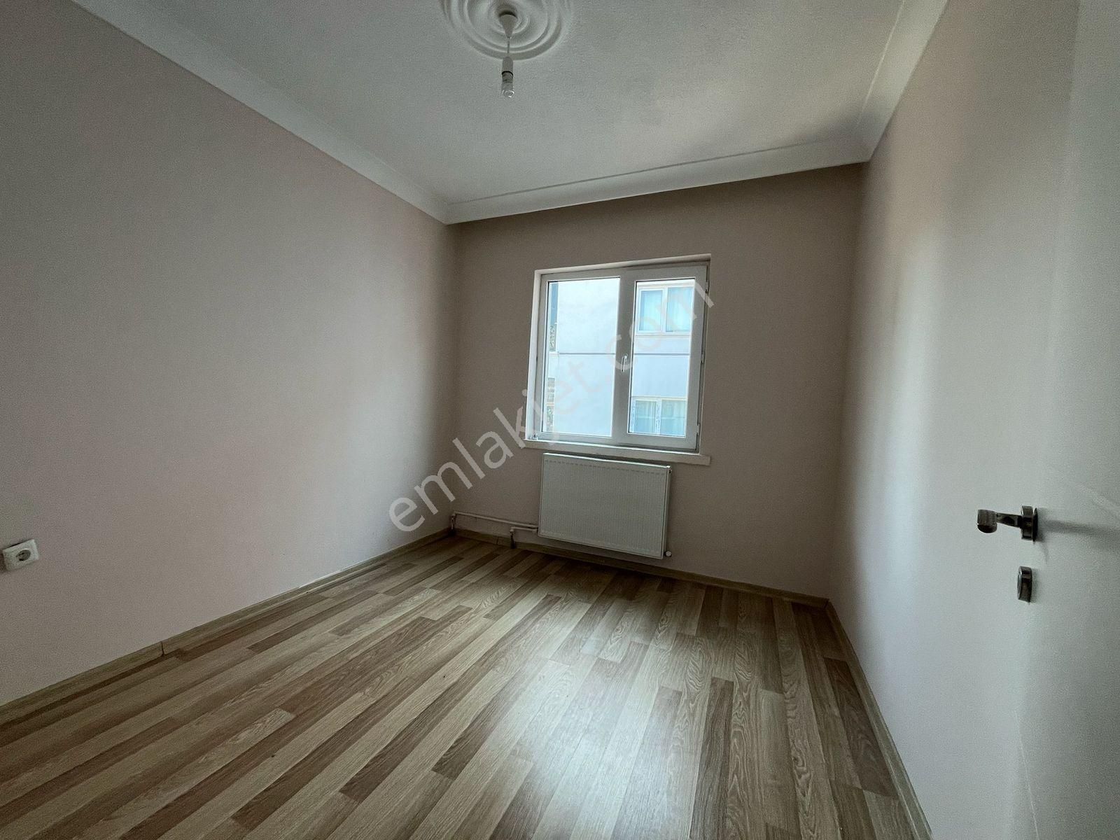 Yenikent Emlak'tan 3+1 Merkezi Konumda 3+1 Kiralık Daire - Görsel 8