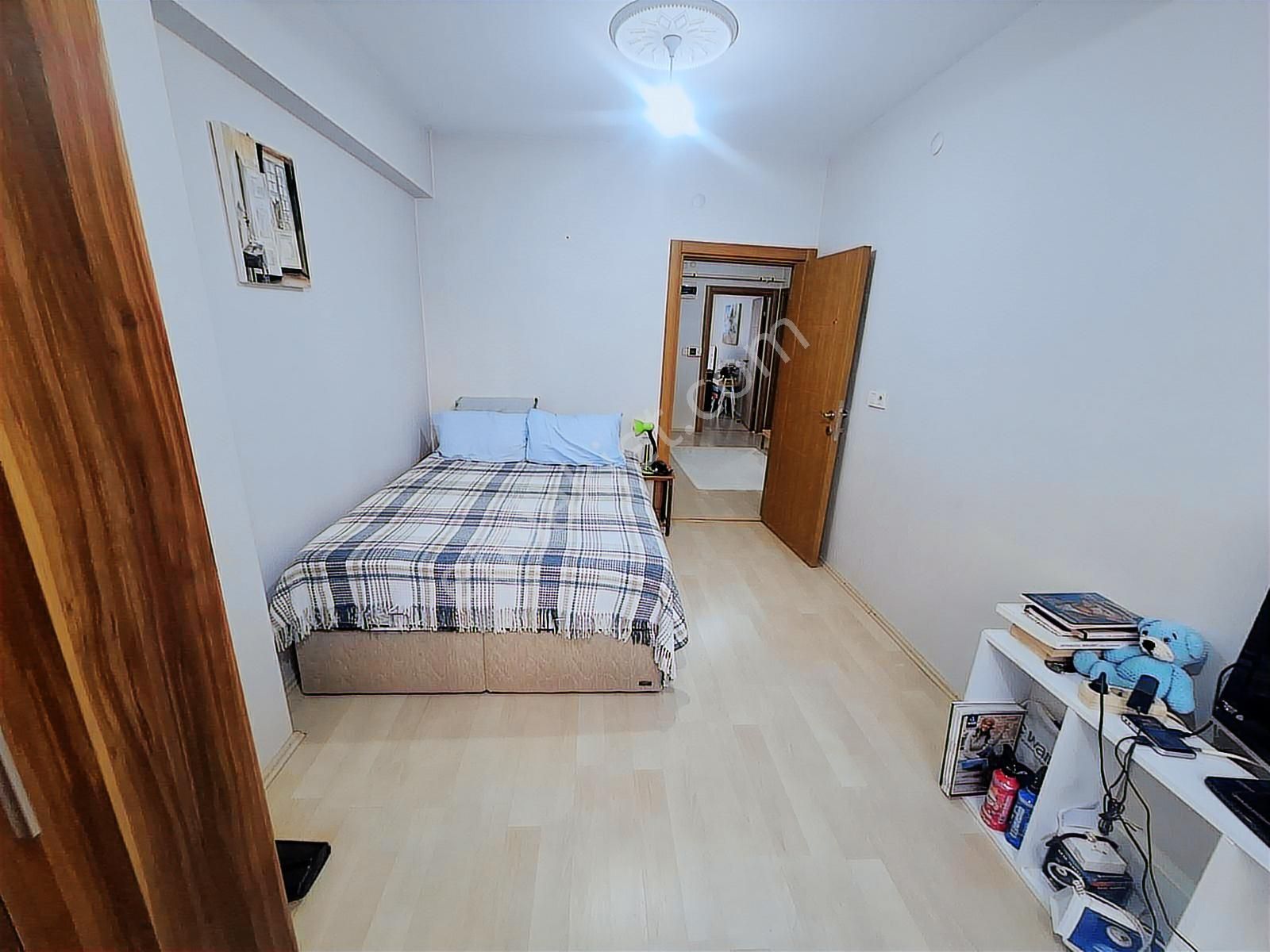 Mehmetoğlu Gayrimenkulden Şeyhsinan Mah. 2+1 İskanlı Satılık - Görsel 4