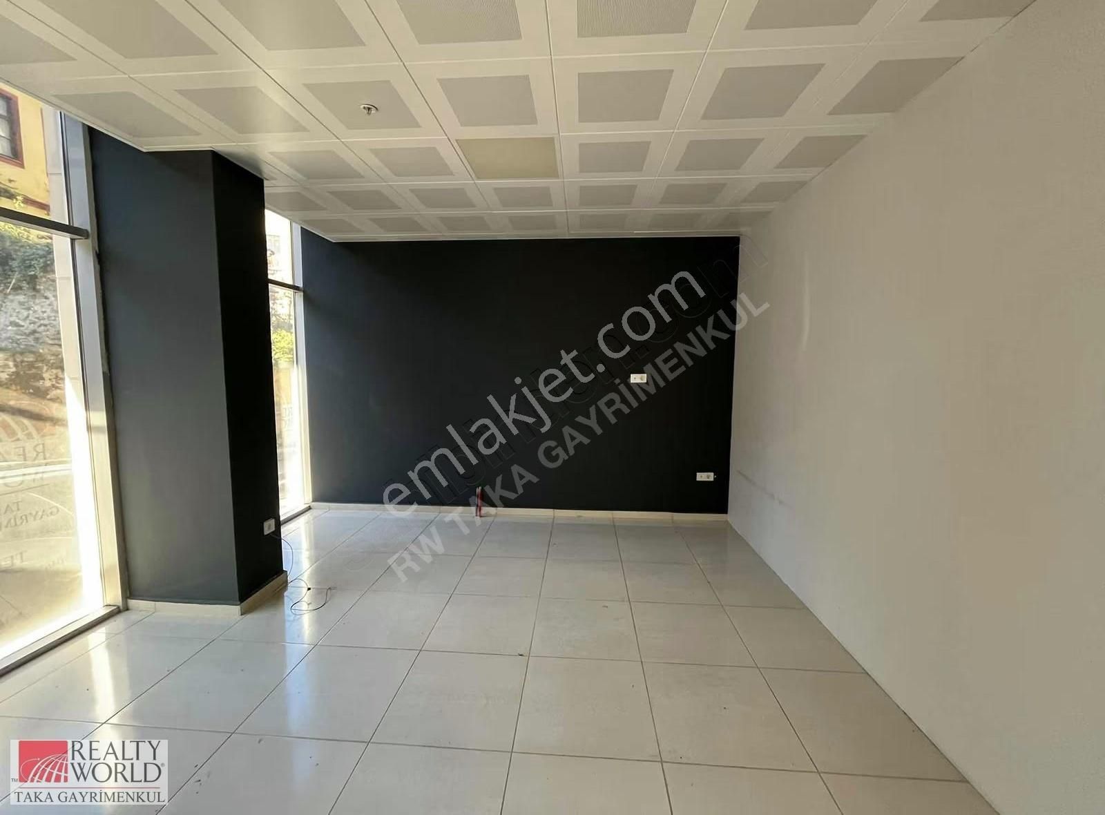Rw Taka | Pazarkapıda Merkezi Konumda Dükkan & Ofis - Görsel 3