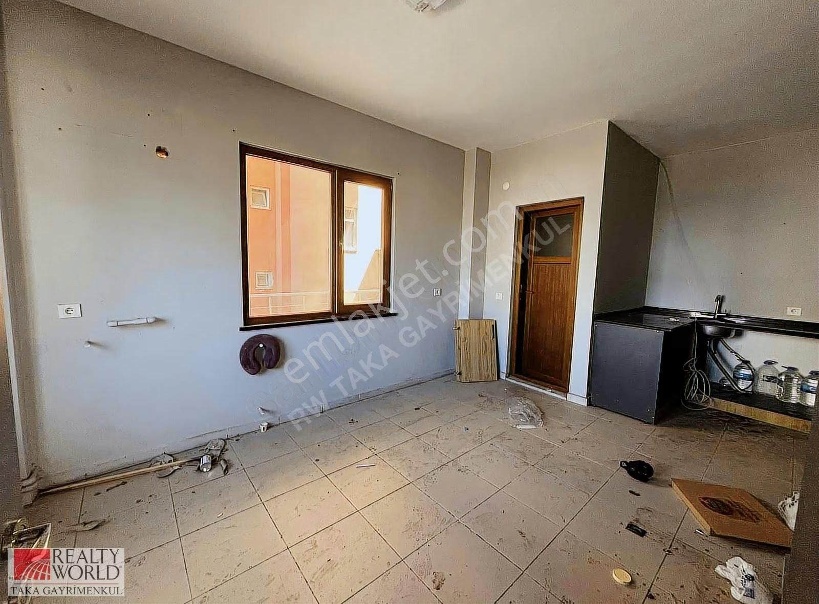 İşlek Lokasyonda,hazır Durumda Masrafsız Kiralık Dükkan - Görsel 12