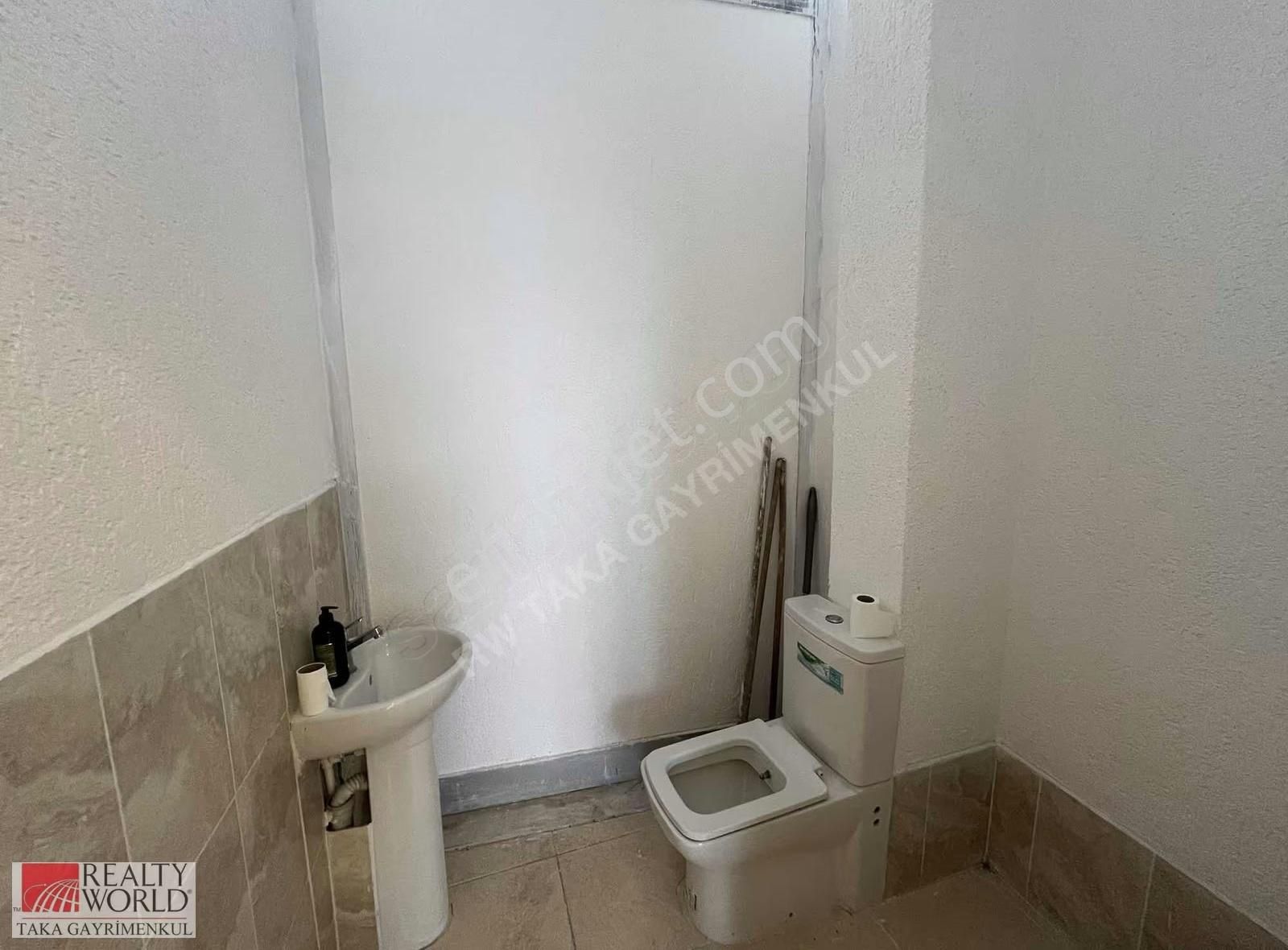 Rw Taka | Pelitlide Sahil Yoluna Yakın Kiralık Dükkan - Görsel 4