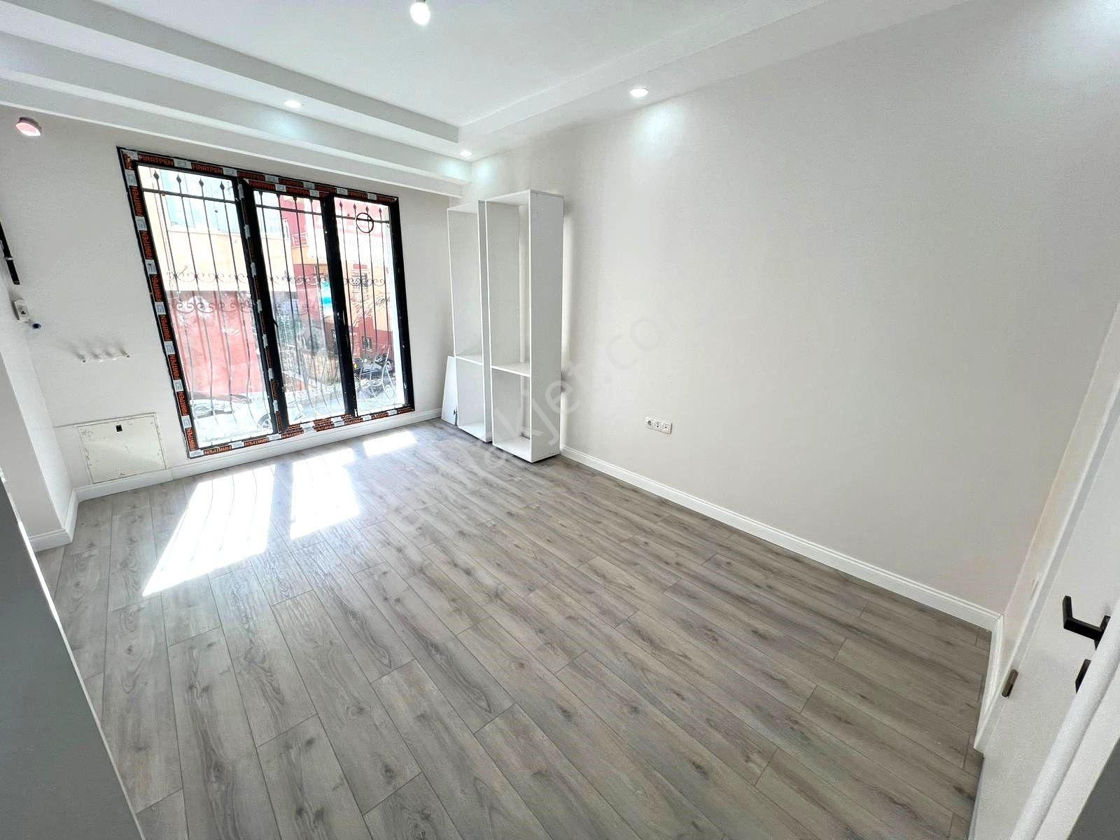 Seba'dan Tevfikbey Mh 2+1 70m2 Eb.banyolu Balkonlu Yüksek Giriş - Görsel 12