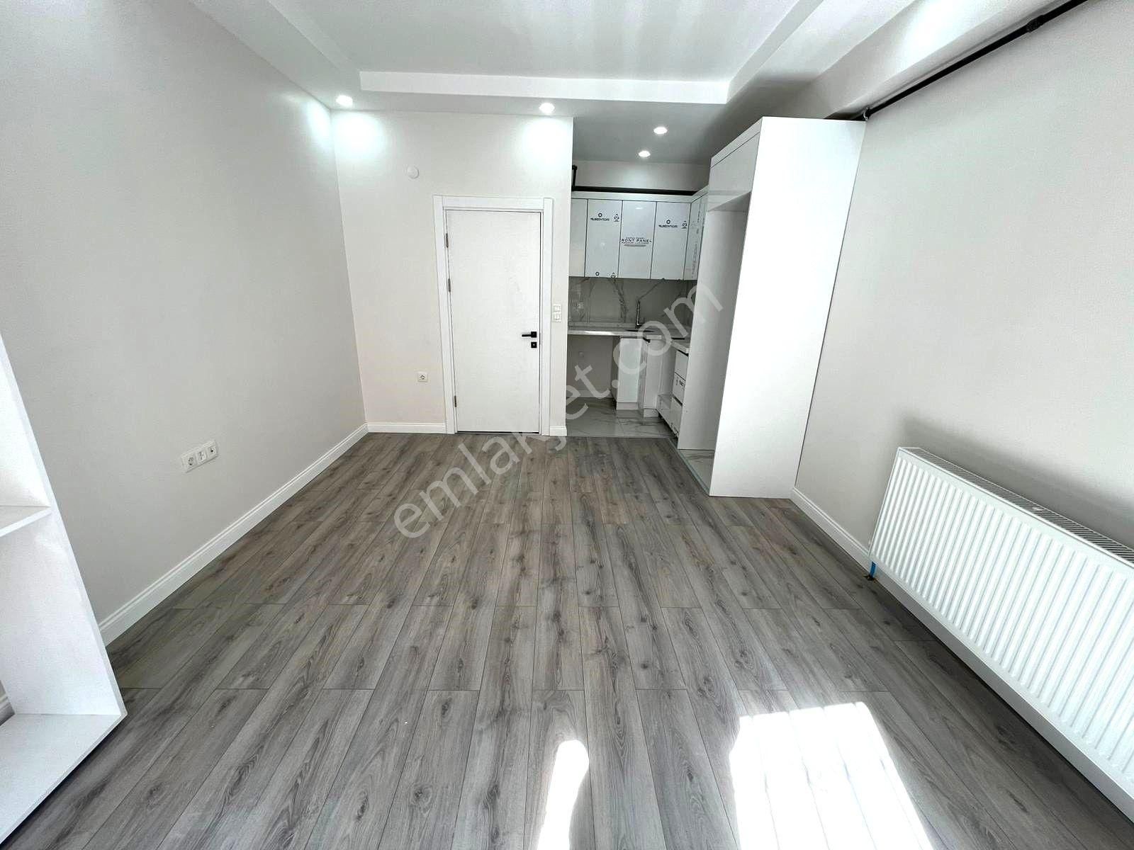 Seba'dan Tevfikbey Mh 2+1 70m2 Eb.banyolu Balkonlu Yüksek Giriş - Görsel 4