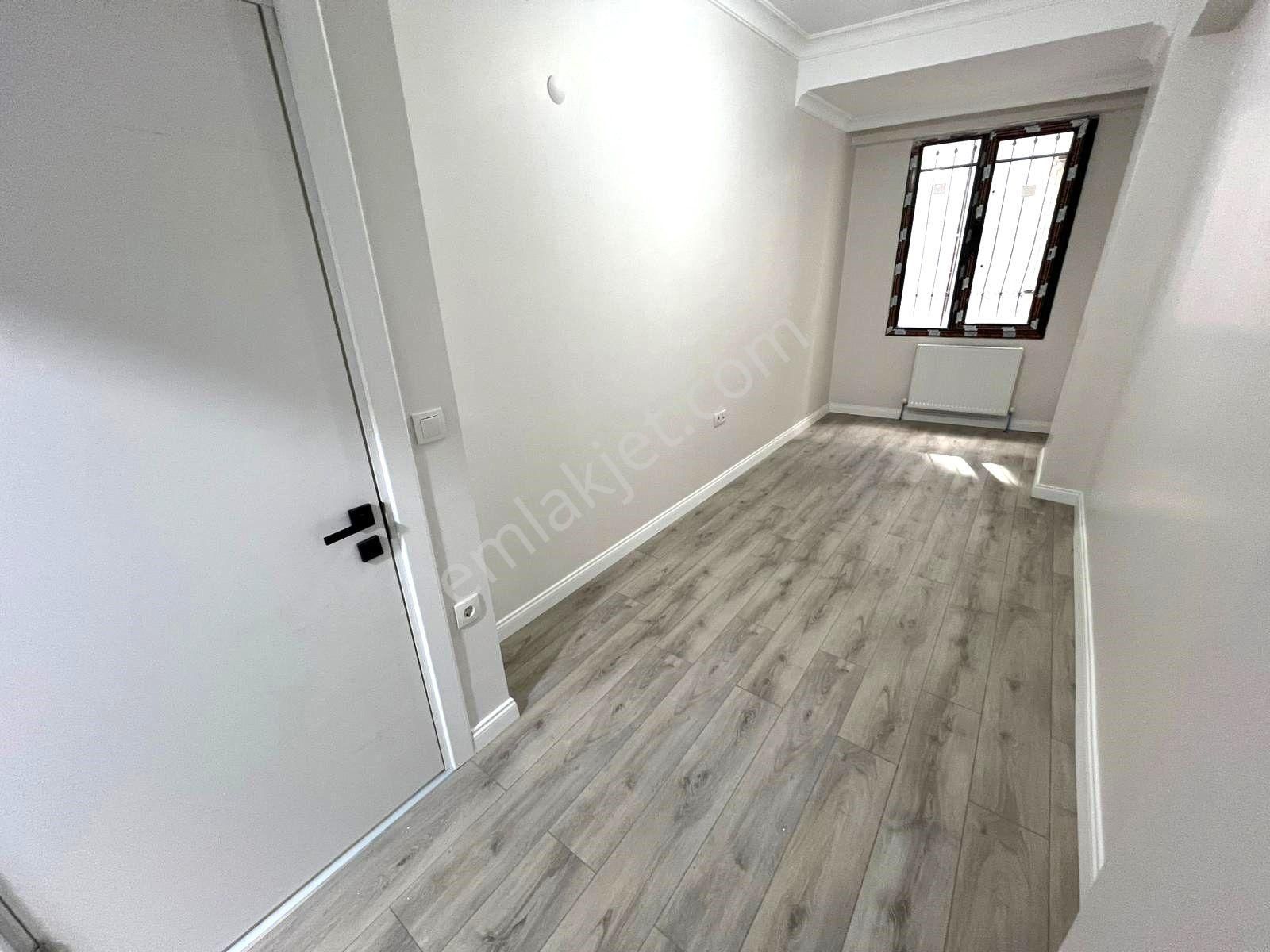 Seba'dan Tevfikbey Mh 2+1 70m2 Eb.banyolu Balkonlu Yüksek Giriş - Görsel 20