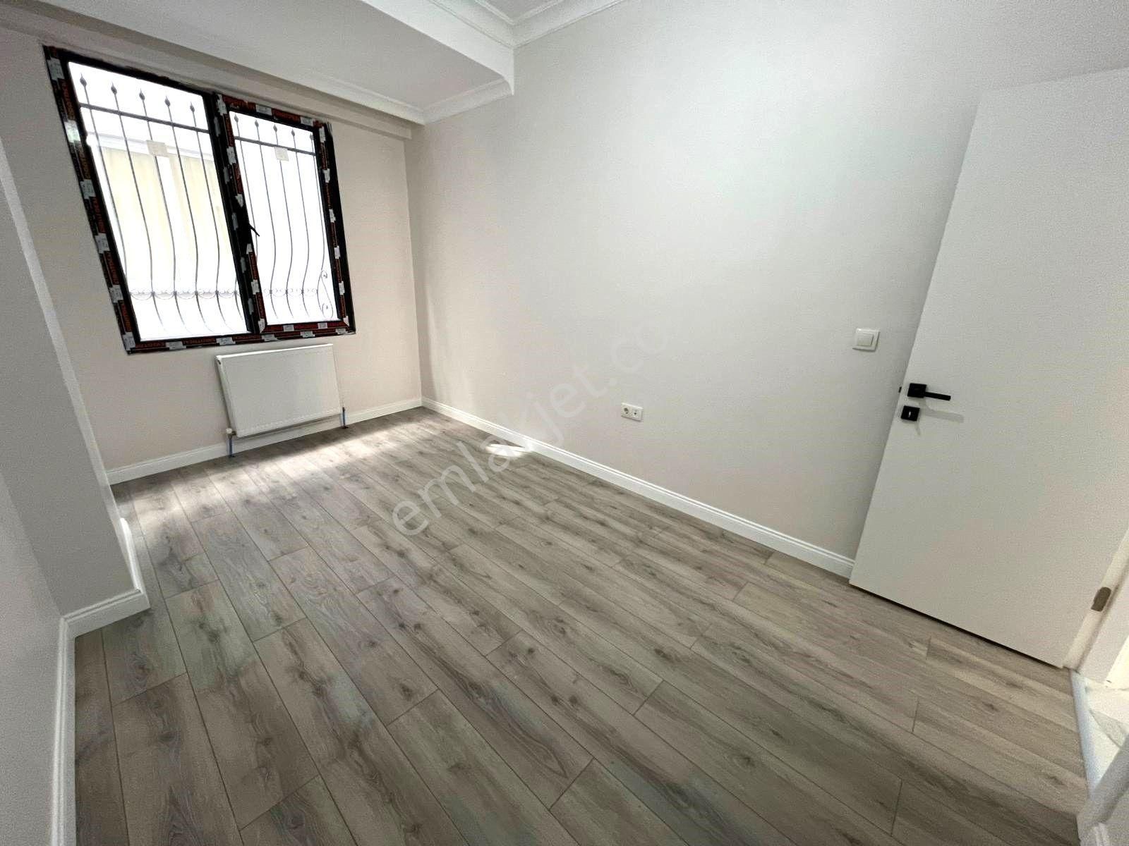 Seba'dan Tevfikbey Mh 2+1 70m2 Eb.banyolu Balkonlu Yüksek Giriş - Görsel 11