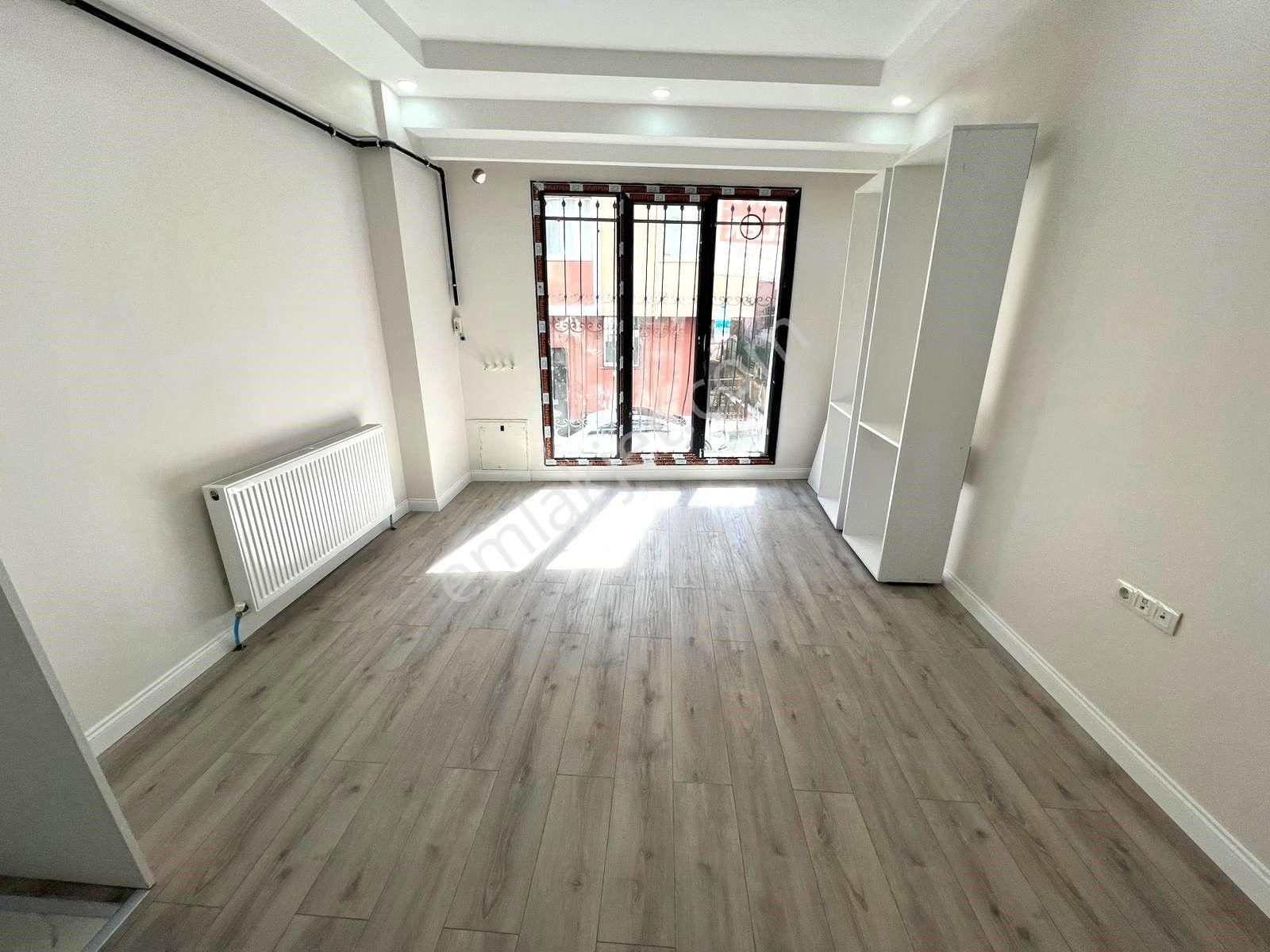 Seba'dan Tevfikbey Mh 2+1 70m2 Eb.banyolu Balkonlu Yüksek Giriş - Görsel 3