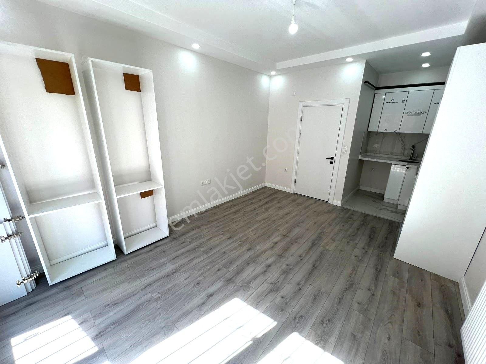 Seba'dan Tevfikbey Mh 2+1 70m2 Eb.banyolu Balkonlu Yüksek Giriş - Görsel 6