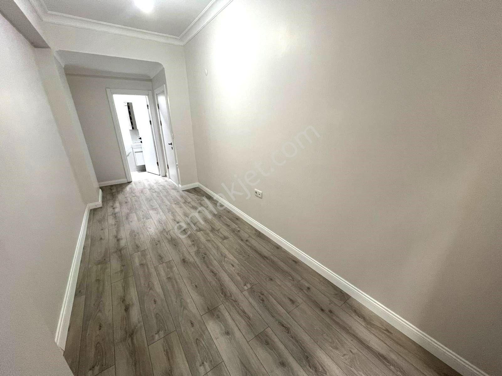 Seba'dan Tevfikbey Mh 2+1 70m2 Eb.banyolu Balkonlu Yüksek Giriş - Görsel 19