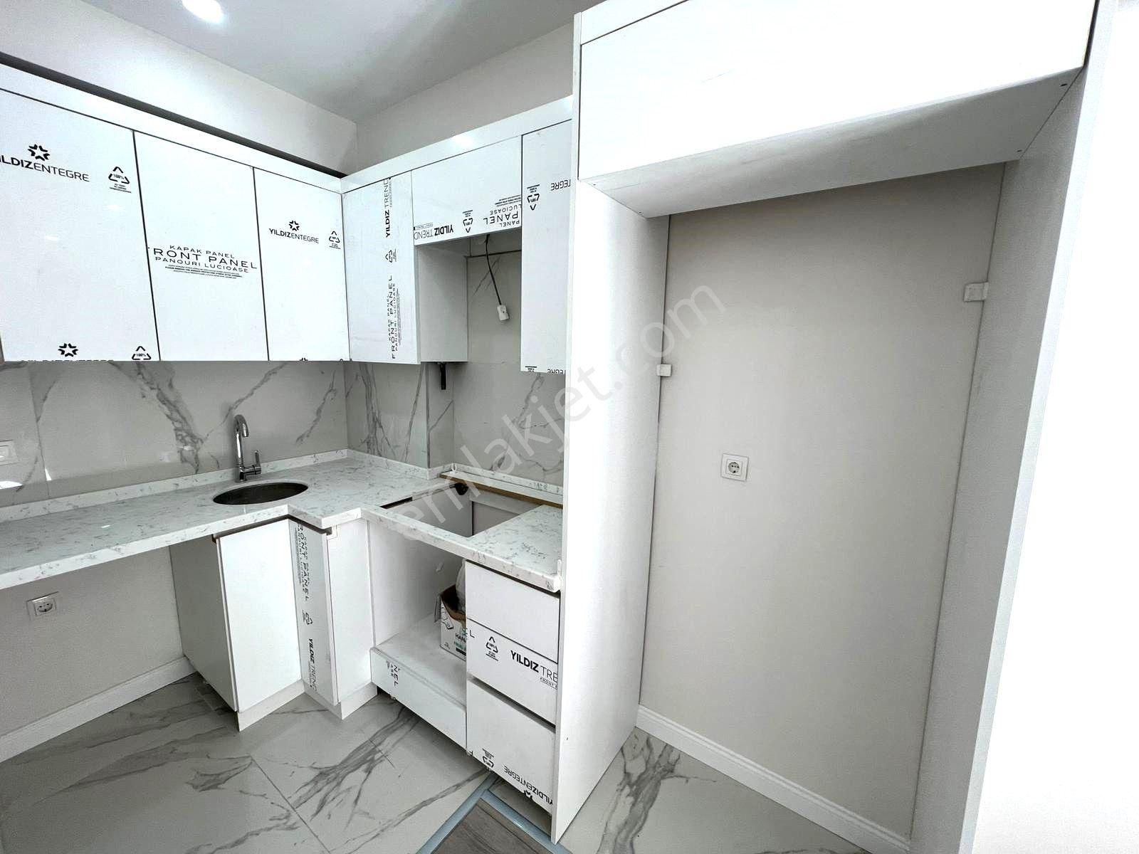 Seba'dan Tevfikbey Mh 2+1 70m2 Eb.banyolu Balkonlu Yüksek Giriş - Görsel 10