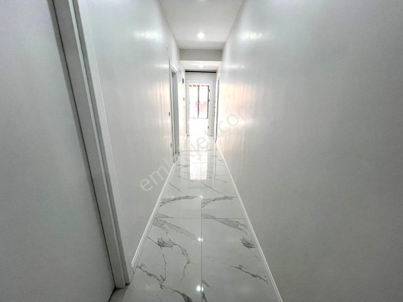 Seba'dan Tevfikbey Mh 2+1 70m2 Eb.banyolu Balkonlu Yüksek Giriş - Görsel 26