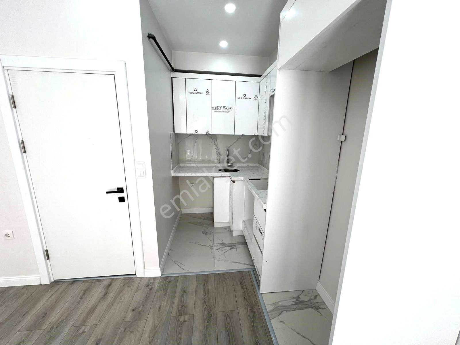 Seba'dan Tevfikbey Mh 2+1 70m2 Eb.banyolu Balkonlu Yüksek Giriş - Görsel 8