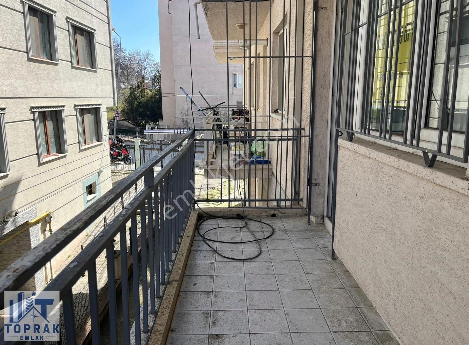 Toprak Emlak'tan Uluönder Mh / Tam Bakımlı / 60m2 / Kiralık 2+0 - Görsel 3