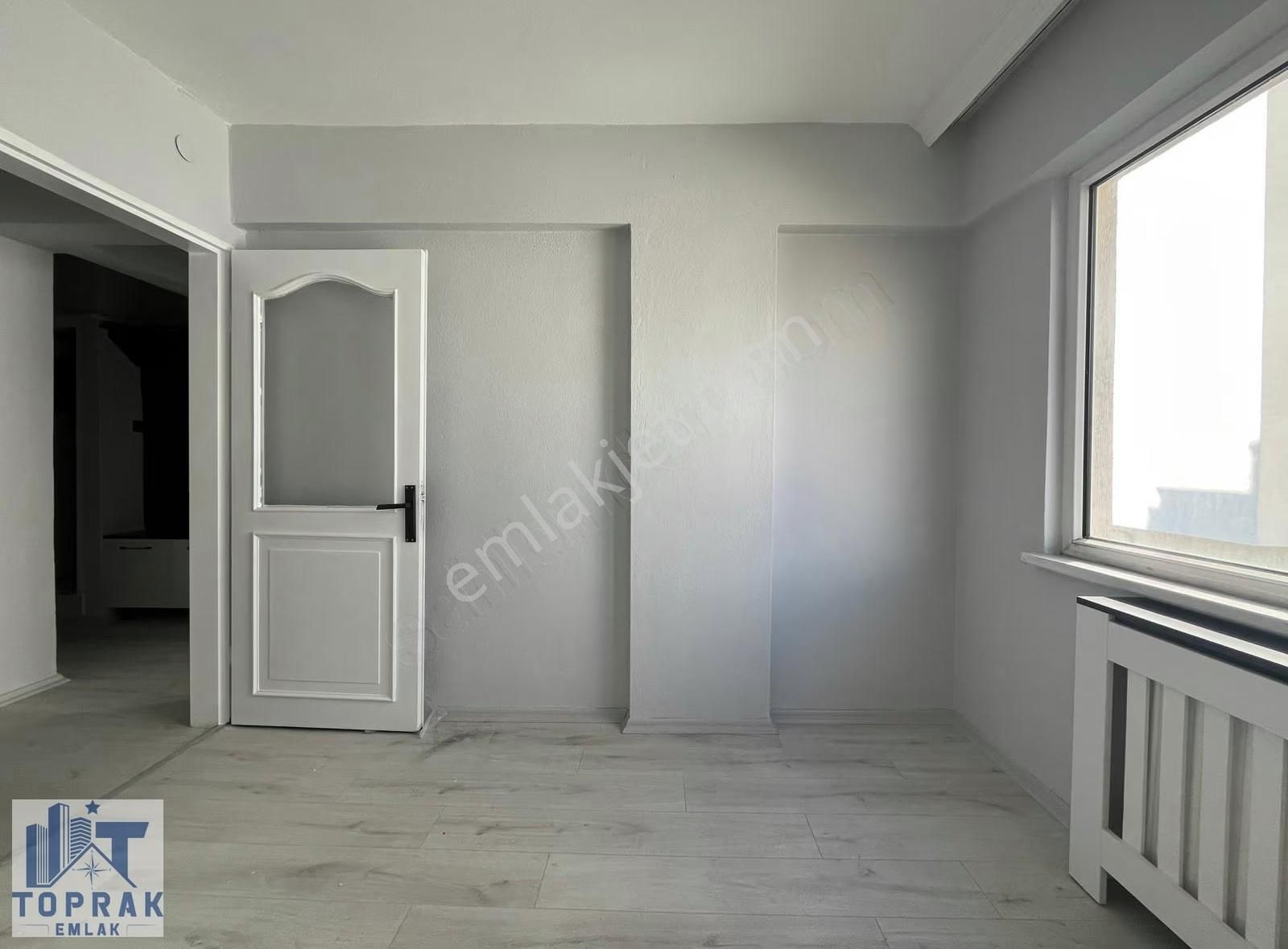 Toprak Emlak'tan Uluönder Mh / Tam Bakımlı / 60m2 / Kiralık 2+0 - Görsel 22