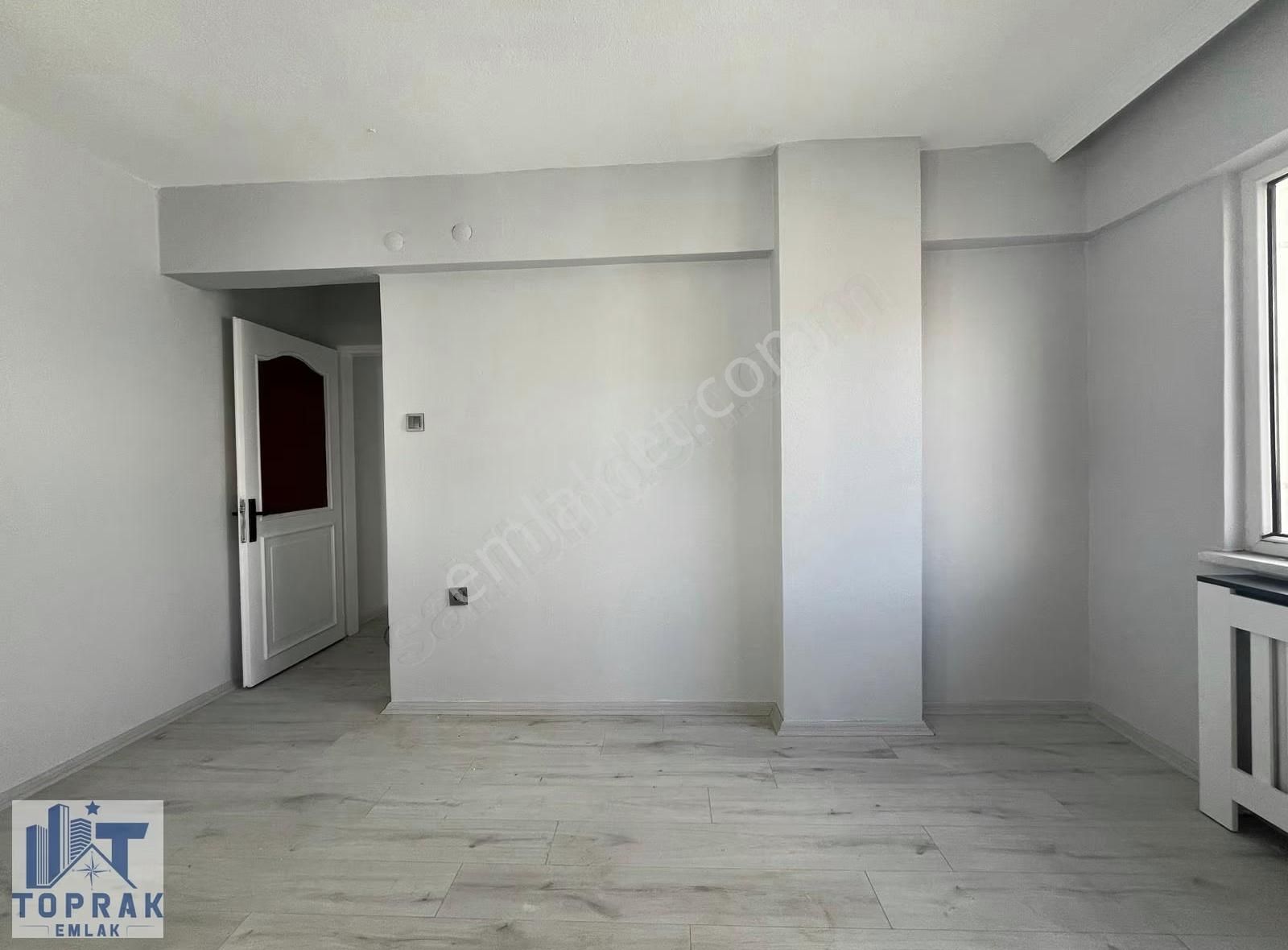 Toprak Emlak'tan Uluönder Mh / Tam Bakımlı / 60m2 / Kiralık 2+0 - Görsel 6