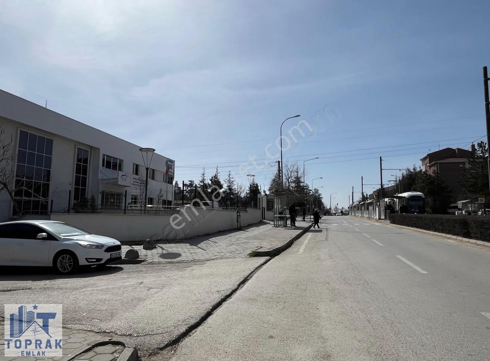 Toprak Emlaktan Uluönder Mh /tramvay Durağı Karşısı/ Kiralık 2+1 - Görsel 20