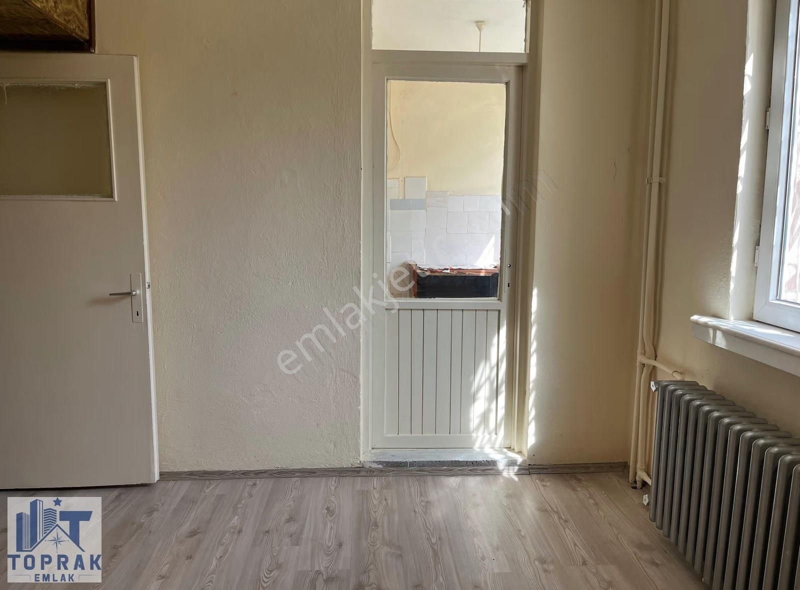 Toprak Emlaktan Uluönder Mh /tramvay Durağı Karşısı/ Kiralık 2+1 - Görsel 5