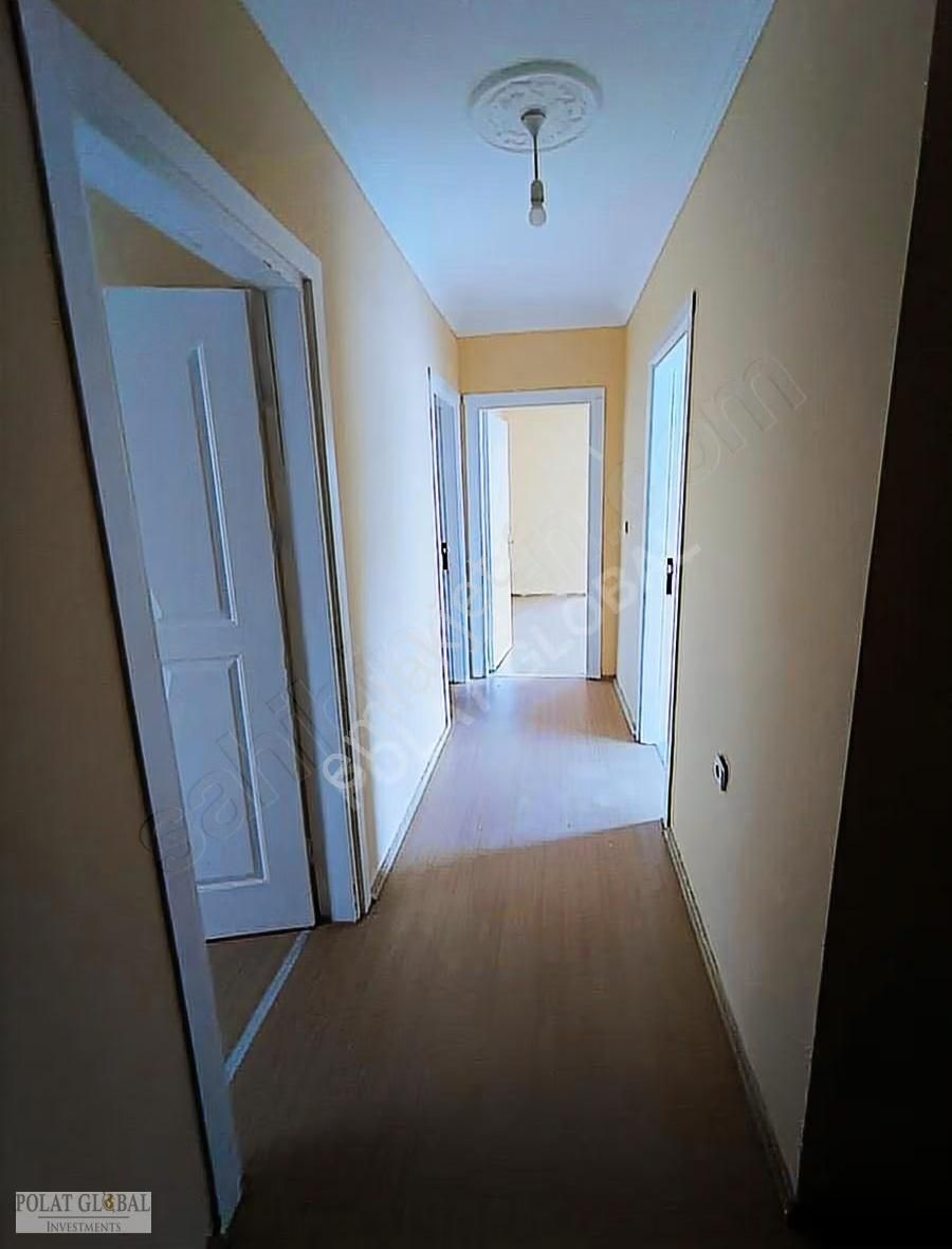 Merkezi Konumda Temiz 2+1 Ayrı Mutfak Ve Balkonlu Her Yere Yakın