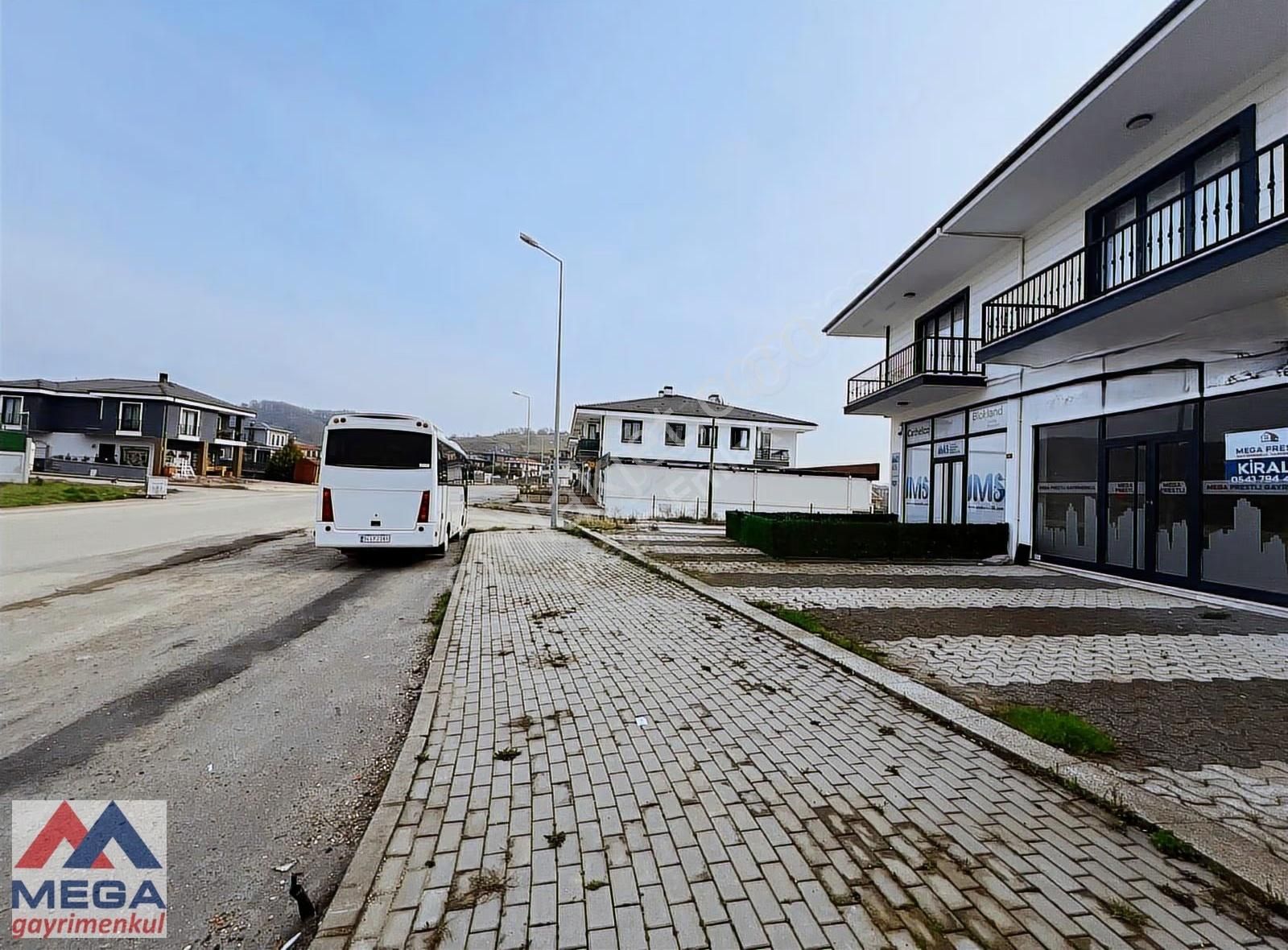 Çayırlar Caddesinde Dükkan - Görsel 4