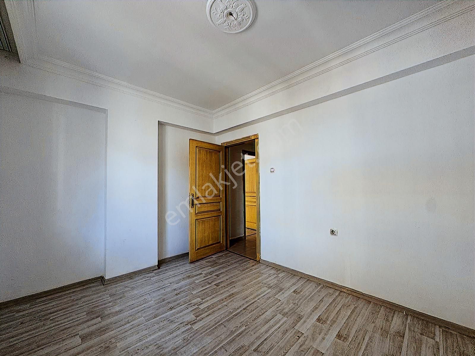 Başkent Cadde Dibi Katta Asansörlü Ön Cephe Masrafsız Kiralık!!! - Görsel 35