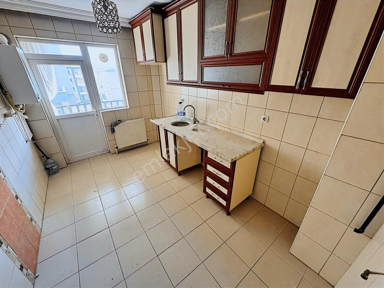 Başkent Cadde Dibi Katta Asansörlü Ön Cephe Masrafsız Kiralık!!! - Görsel 11