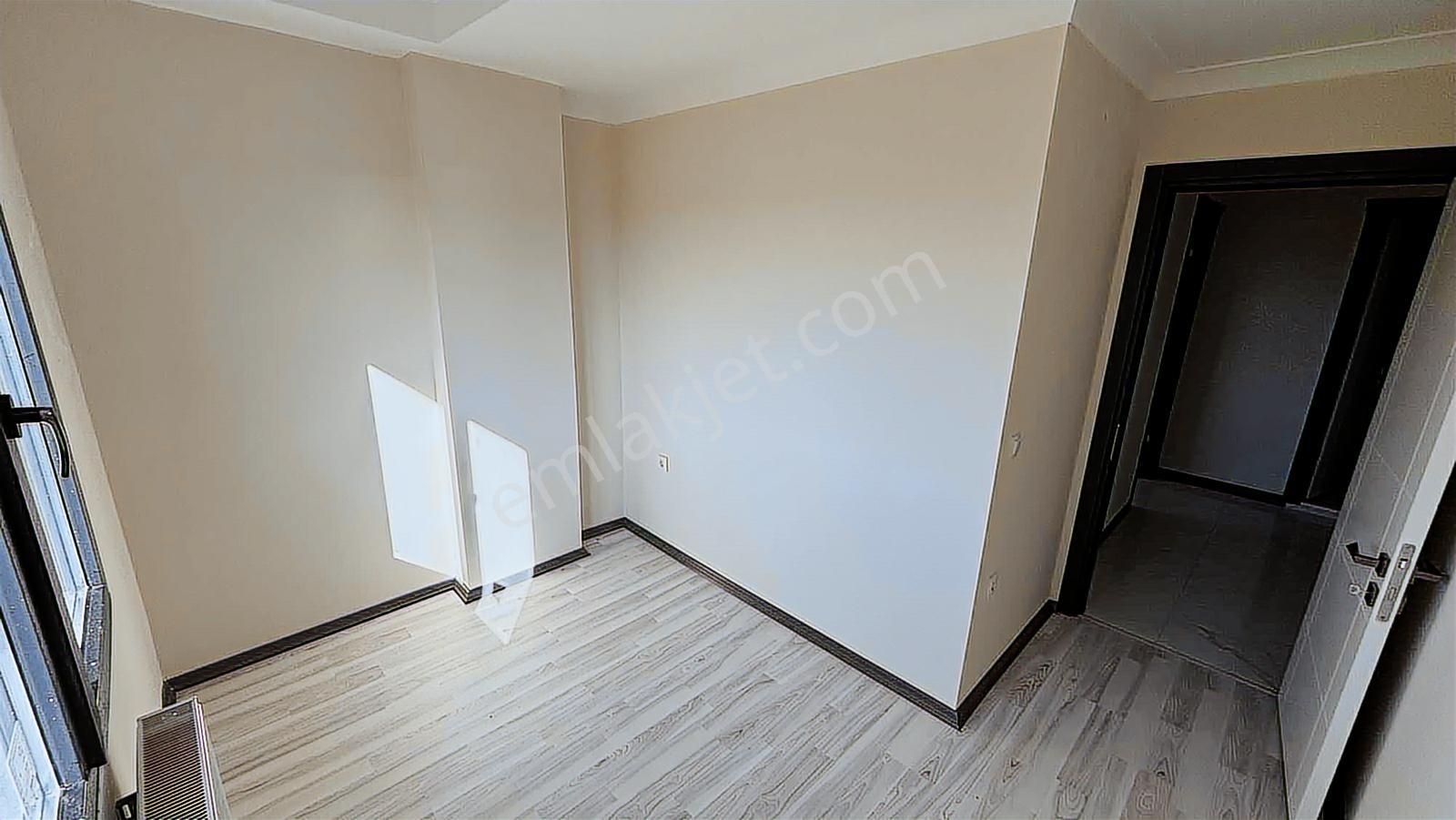 Büyükçekmece Eryu Celaliye Konaklarında Satılık 2+1 Daire - Görsel 28