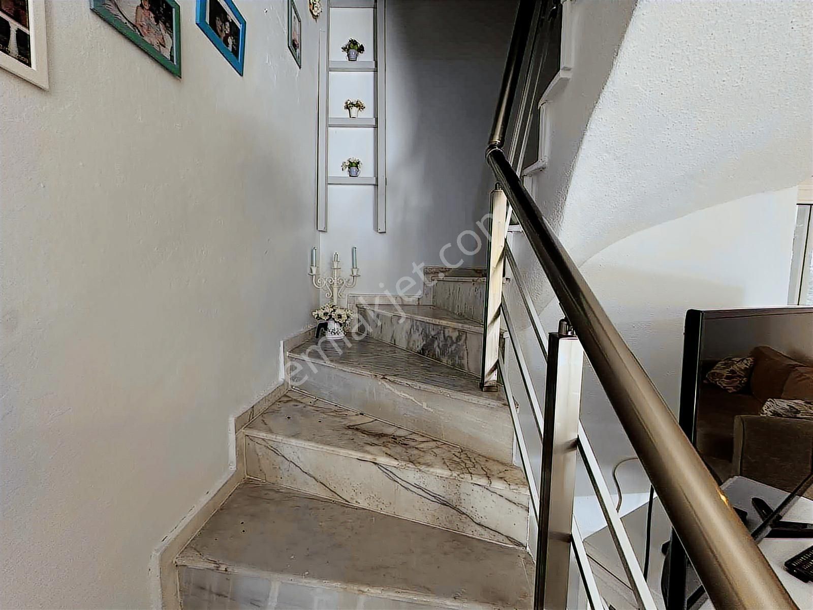 Qzen' Den Denize Yürüme Mesafesinde Kış Bahçeli Yazlık - Görsel 11