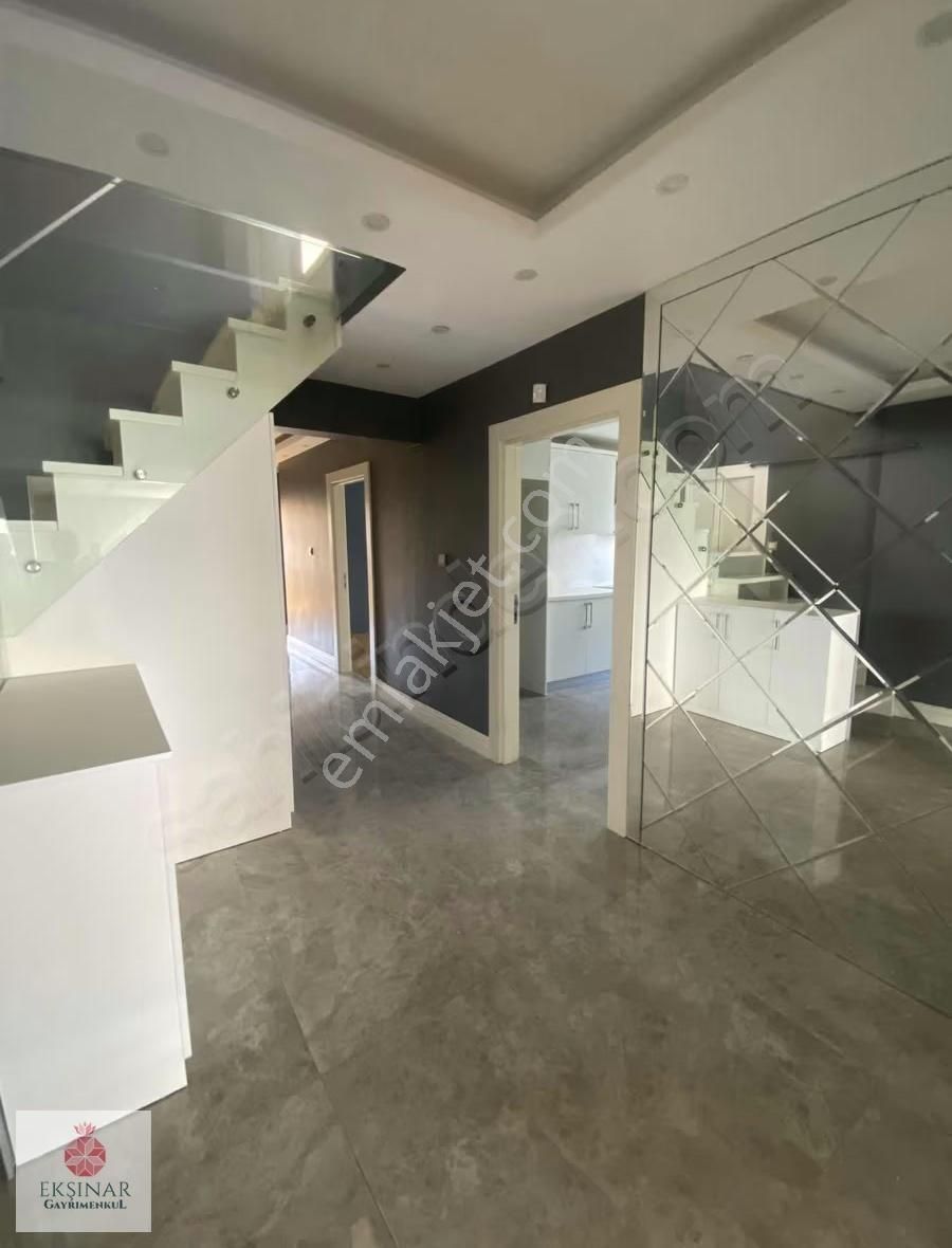 Florya Adakalede Yüksek Arsa Paylı Satılık Dubleks - Görsel 9