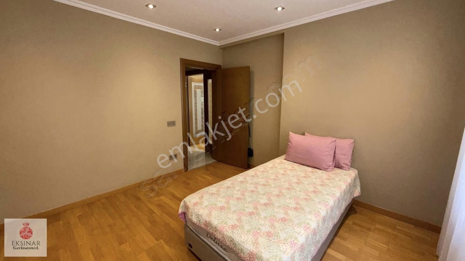 Ekşinar Gym'den Florya Şenlikköy'de 3+1 Satılık Ara Kat Daire - Görsel 11