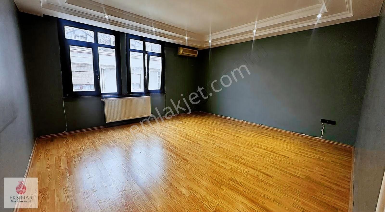 Florya'da Adakale Bölgesinde Havuzlu-asansörlü 3+1 Kiralık Daire - Görsel 24