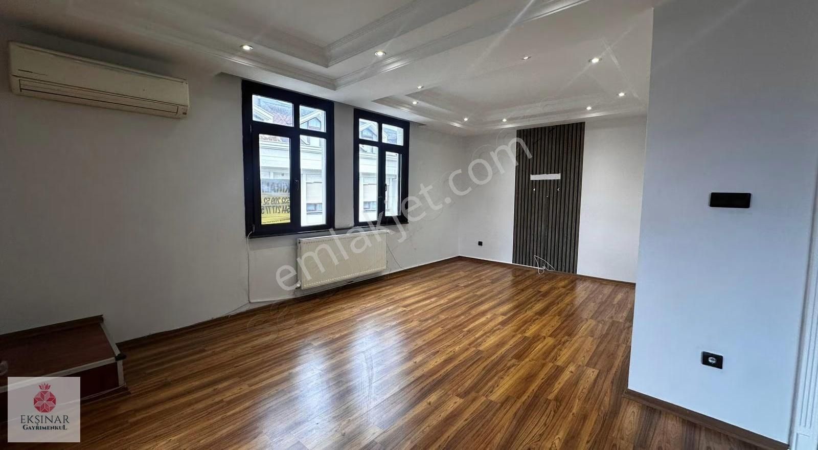Florya'da Adakale Bölgesinde Havuzlu-asansörlü 3+1 Kiralık Daire - Görsel 6
