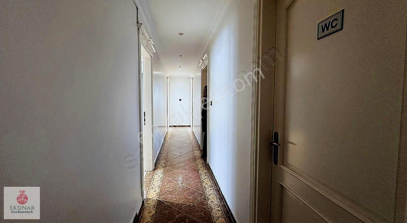 Florya'da Adakale Bölgesinde Havuzlu-asansörlü 3+1 Kiralık Daire - Görsel 11