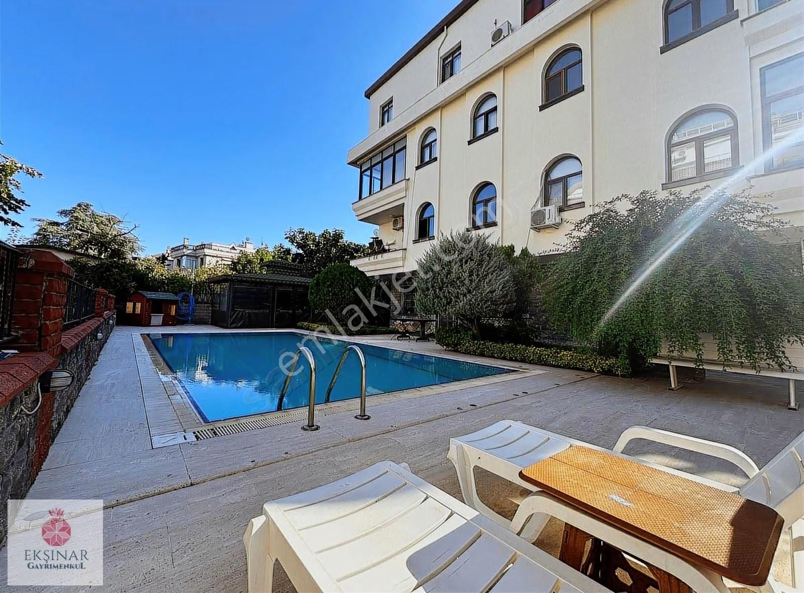 Florya'da Adakale Bölgesinde Havuzlu-asansörlü 3+1 Kiralık Daire - Görsel 2