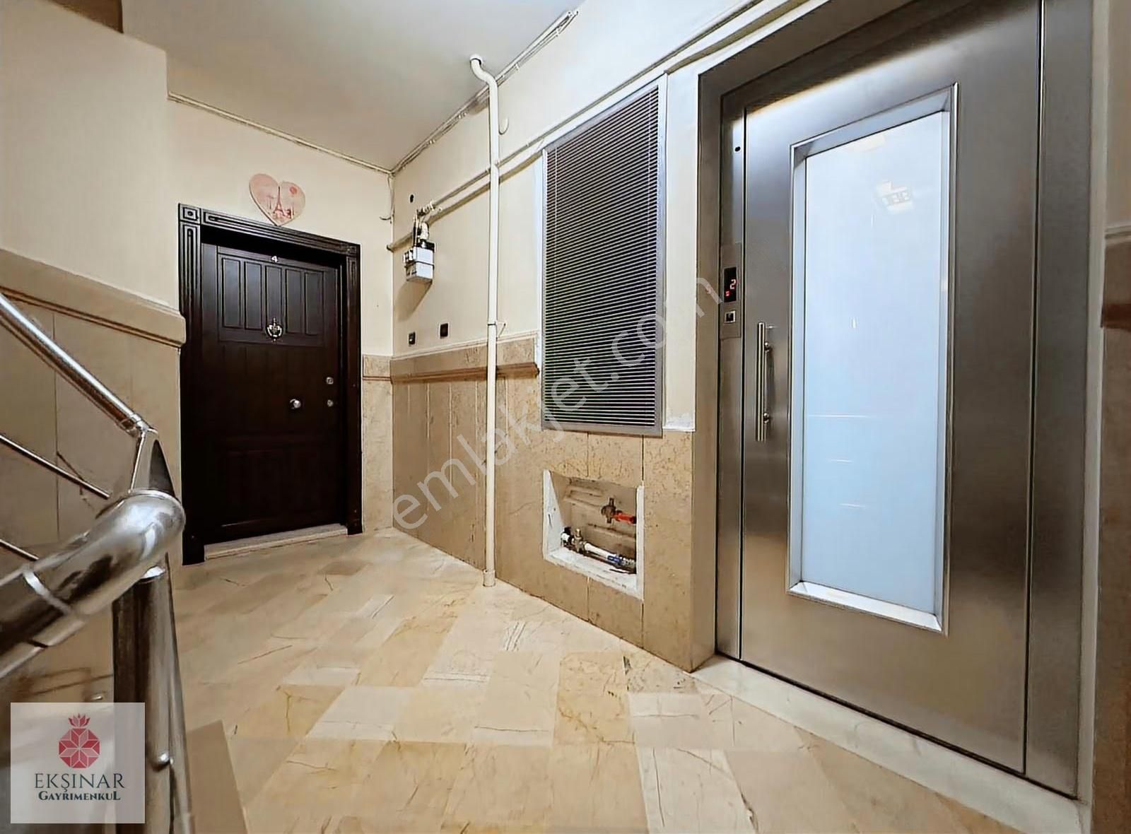 Florya'da Adakale Bölgesinde Havuzlu-asansörlü 3+1 Kiralık Daire - Görsel 8