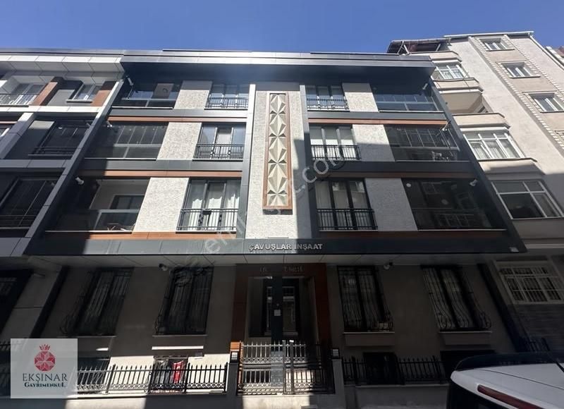 Ekşinar Gayrimenkul'den Kiralık 2+1 Arakat Daire