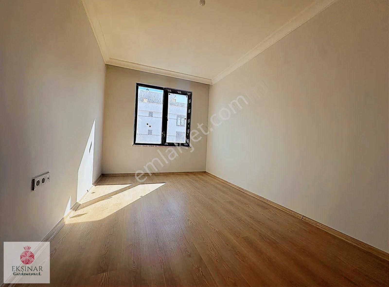 Ekşinar Gayrimenkul'den Cennette Merkezi Konumda 3+1 Satılık - Görsel 12