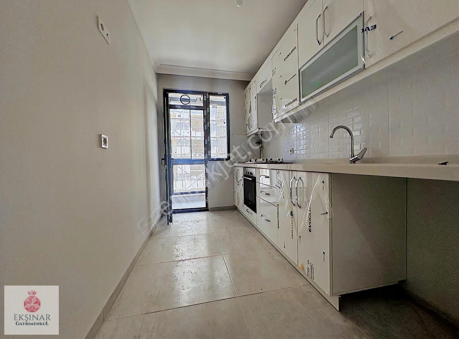 Ekşinar Gayrimenkul'den Cennette Merkezi Konumda 3+1 Satılık - Görsel 3