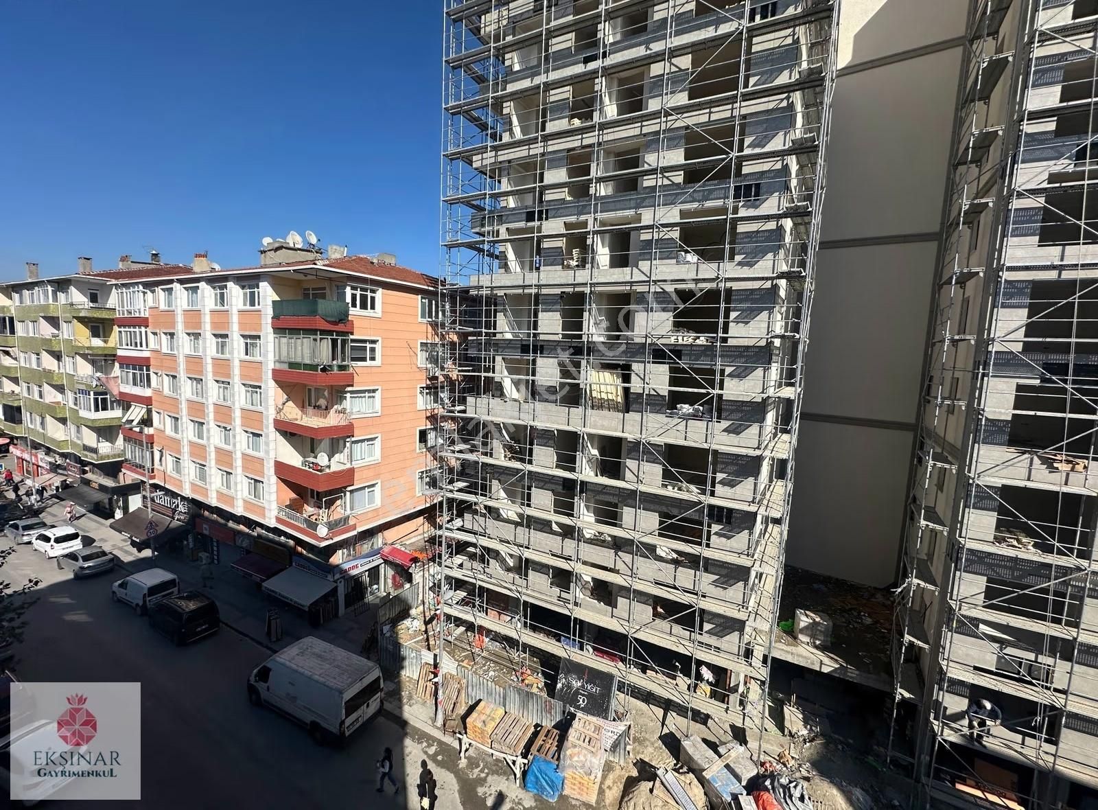 Ekşinar Gayrimenkul'den Cennette Merkezi Konumda 3+1 Satılık - Görsel 7
