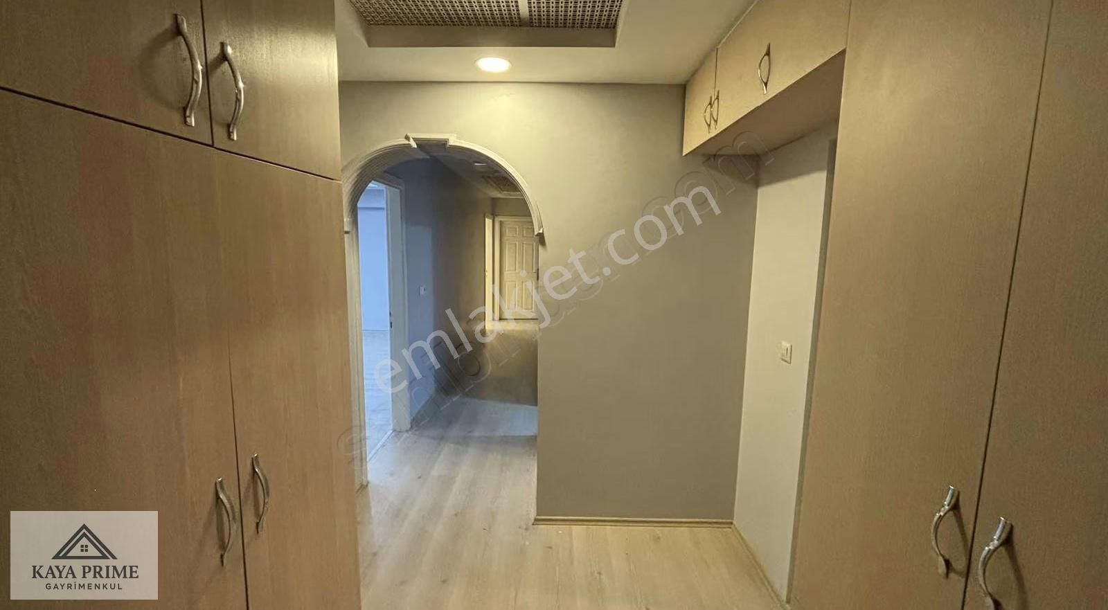 Bağlaraltı Mahallesinde Geniş Ferah Kiralık Daire - Görsel 33