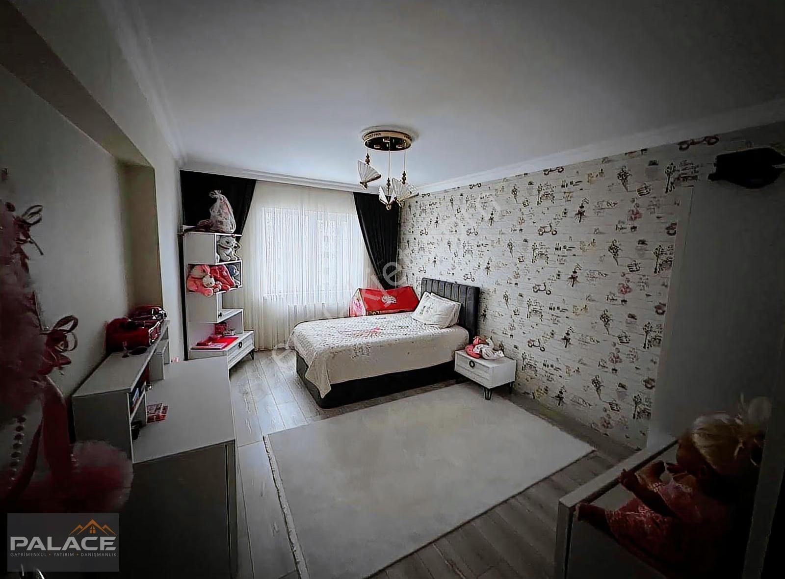 Palace'dan Ayyıldız Mah. Geniş Ultra Lüks 3+1 Satılık - Görsel 2
