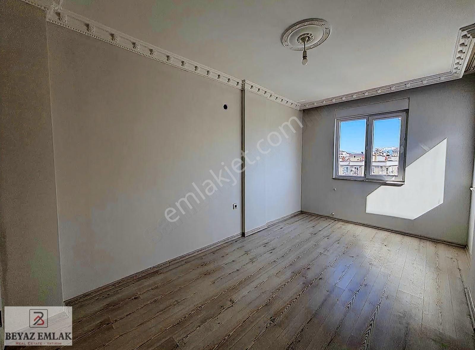 Demir Plaza Arkası 2+1 Katta İki Bloklu Site İçerisinde Daire - Görsel 10